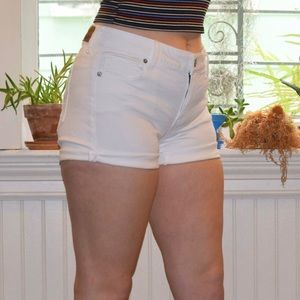 white american eagle shorts